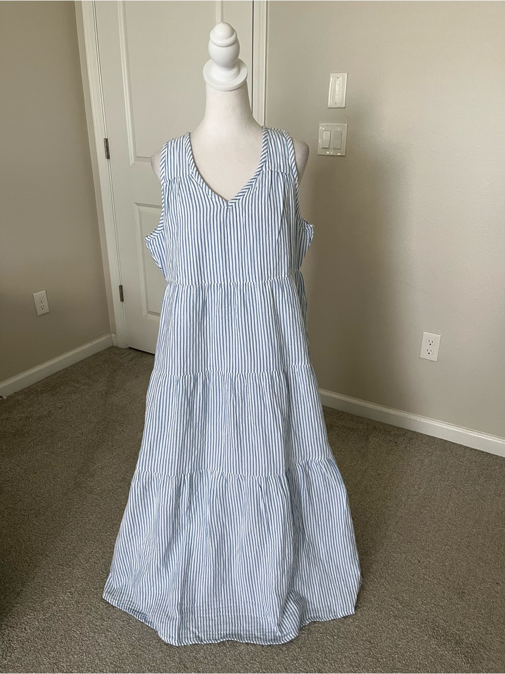 NWT Quince Gauze Blue and White Striped Tiered Maxi Dress Size Medium
